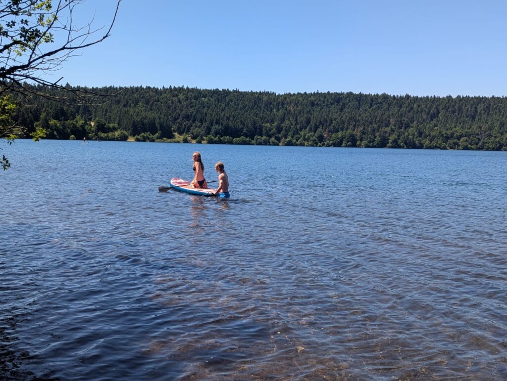 Paddle sur le lac du Bouchet en Haute Loire